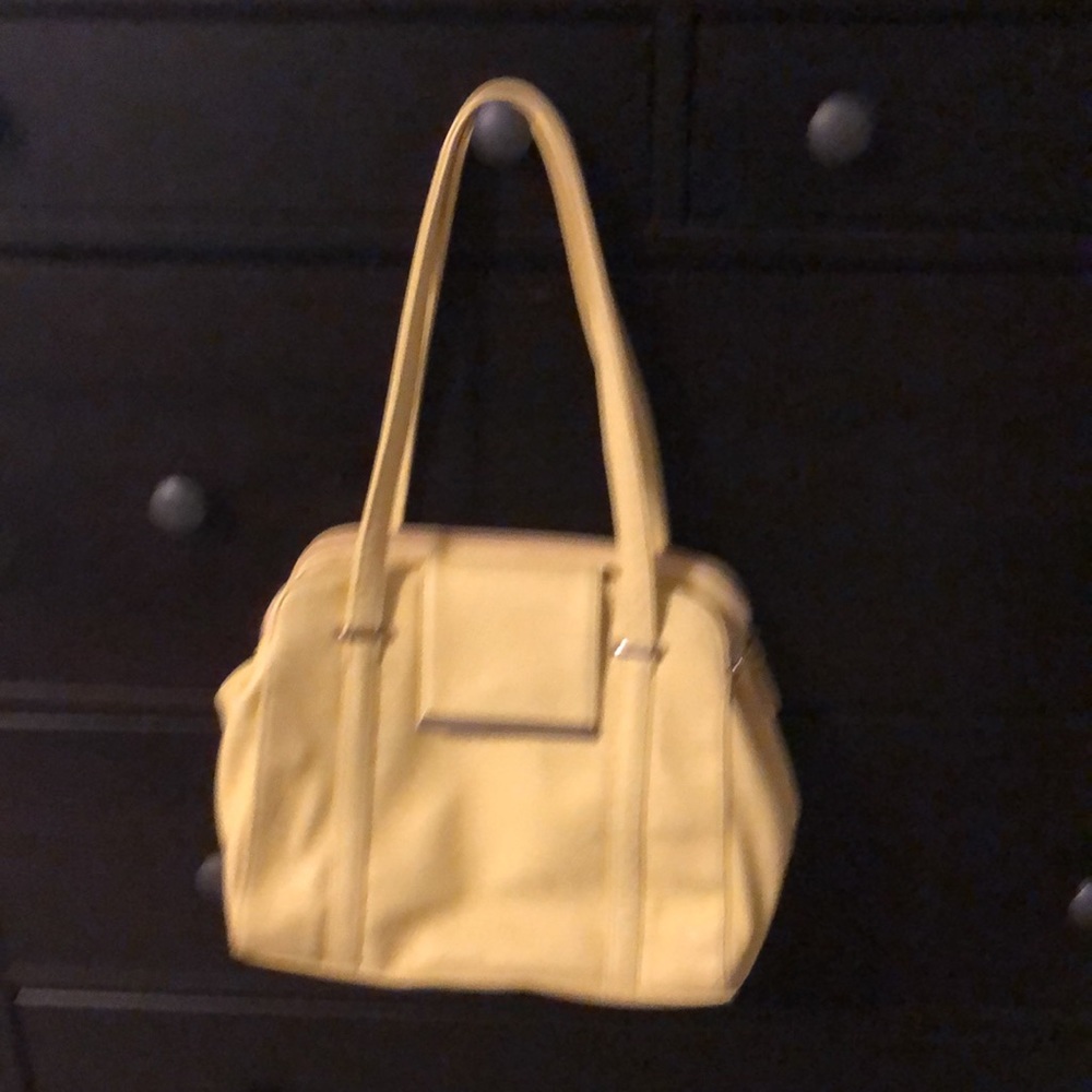 💛⭐️Beautiful Spring/Summer Yellow Purse - Picture 6 of 15